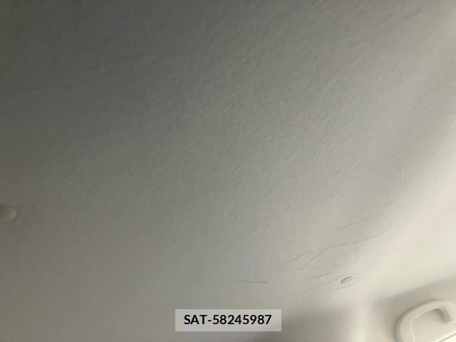 Nissan ROOX 2010-01 8814177-7