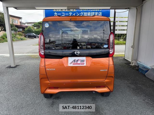 Nissan ROOX 2020-05 8814269-8