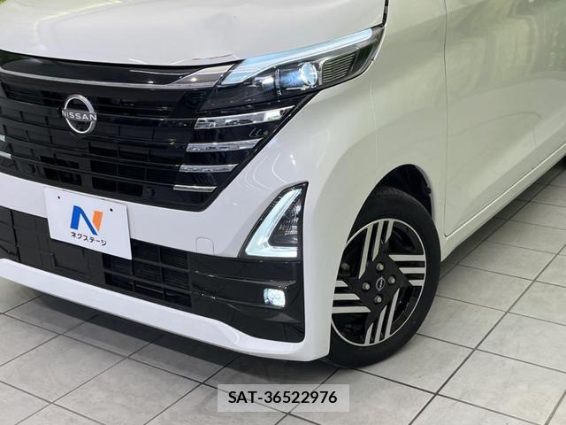 Nissan ROOX 2023-09 8814765-11