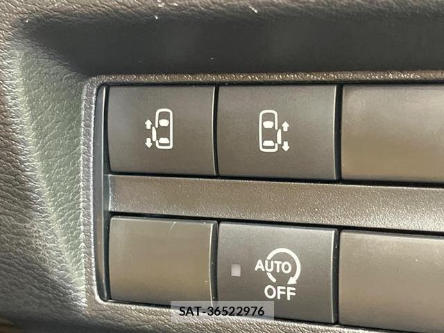 Nissan ROOX 2023-09 8814765-2
