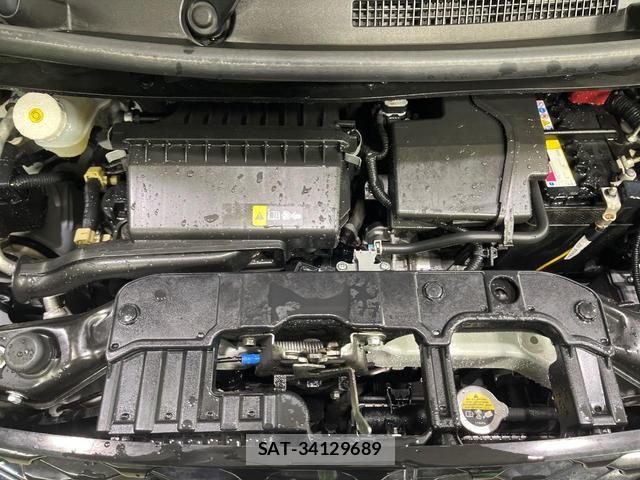 Nissan ROOX 2022-07 8815014-17