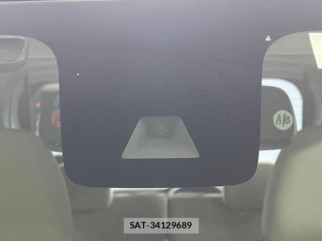 Nissan ROOX 2022-07 8815014-4