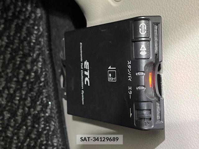 Nissan ROOX 2022-07 8815014-6