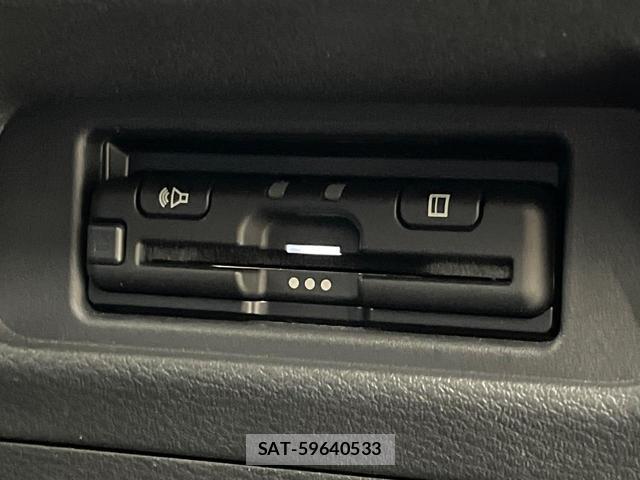 Nissan ROOX 2021-07 8815093-6