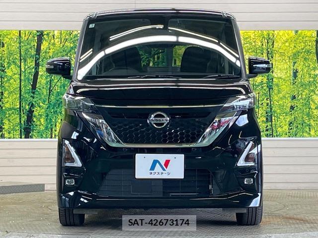 Nissan ROOX 2021-10 8815096-13