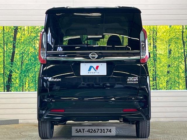 Nissan ROOX 2021-10 8815096-14