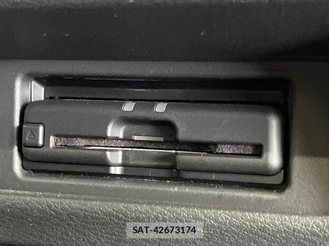 Nissan ROOX 2021-10 8815096-6