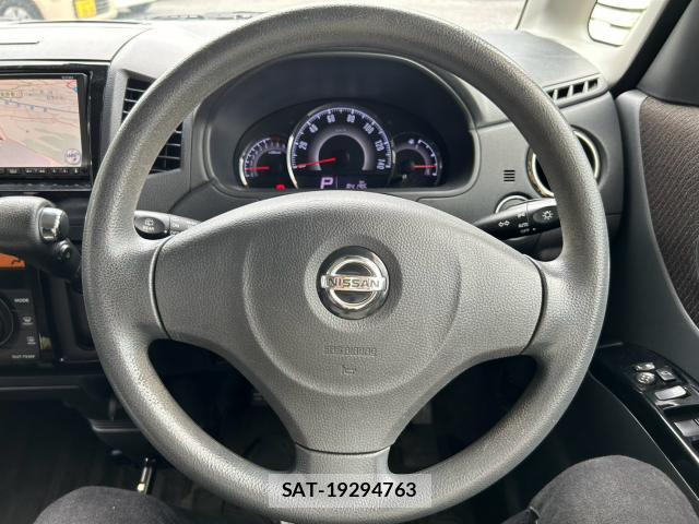 Nissan ROOX 2009-12 8815113-17