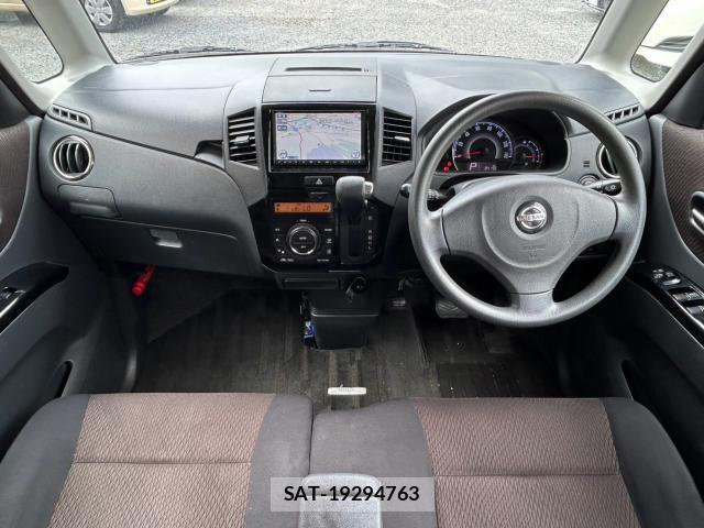 Nissan ROOX 2009-12 8815113-2