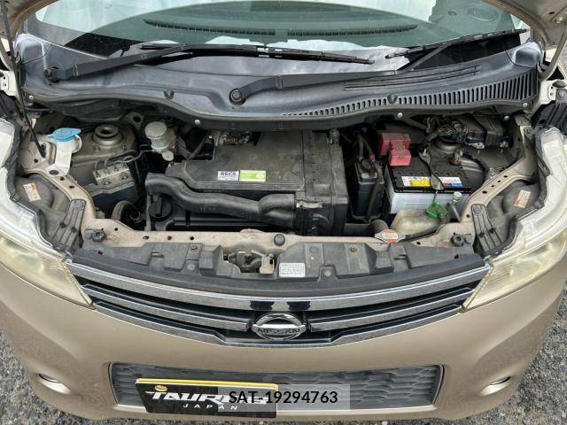 Nissan ROOX 2009-12 8815113-7