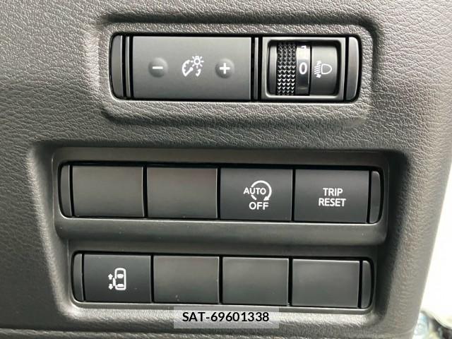 Nissan ROOX 2026-08 8815205-13