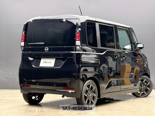 Nissan ROOX 2026-08 8815209-1