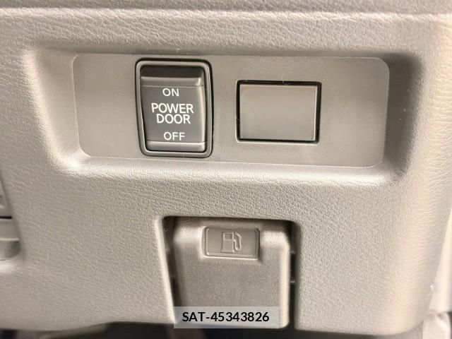 Nissan ROOX 2026-08 8815209-13