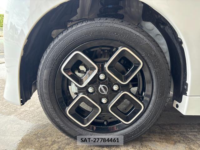 Nissan ROOX 2026-01 8815247-19