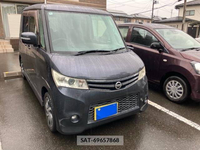 Nissan ROOX 2011-07 8816335-1