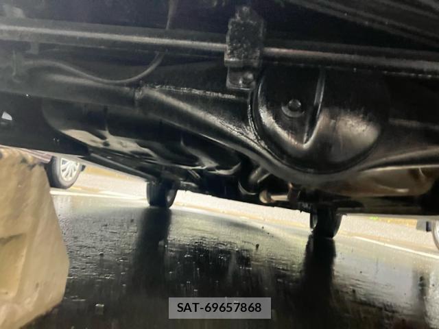 Nissan ROOX 2011-07 8816335-7