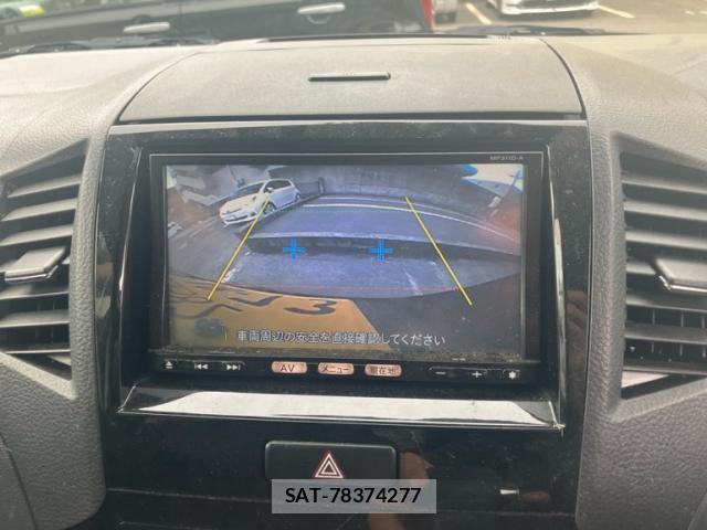 Nissan ROOX 2011-12 8817154-16