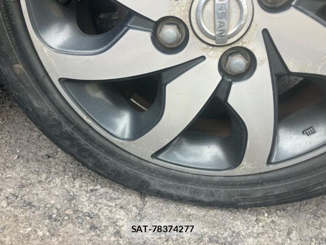 Nissan ROOX 2011-12 8817154-3
