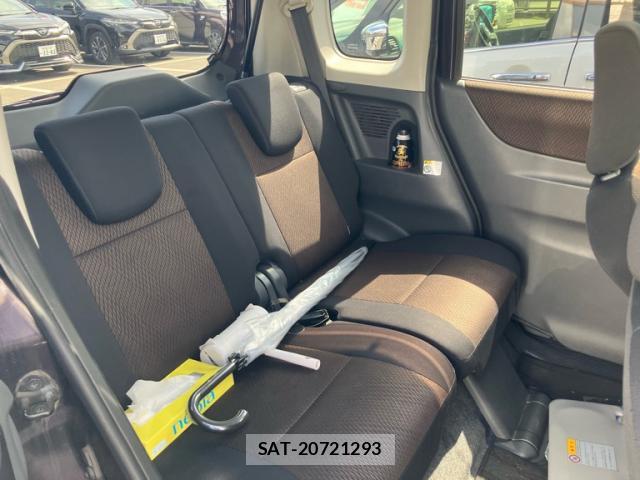 Nissan ROOX 2013-03 8817155-6