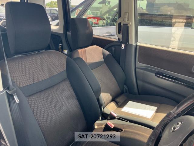 Nissan ROOX 2013-03 8817155-7
