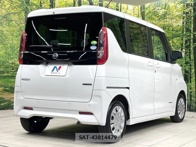 Nissan ROOX 2020-12 8817246-16