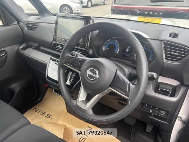 Nissan ROOX 2025-05 8817771-2