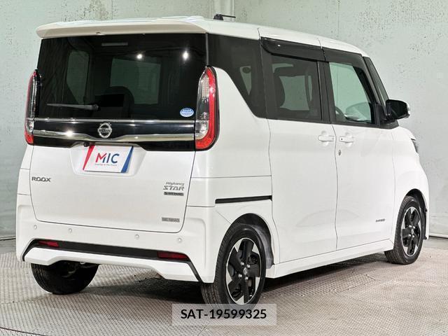 Nissan ROOX 2021-09 8817994-16