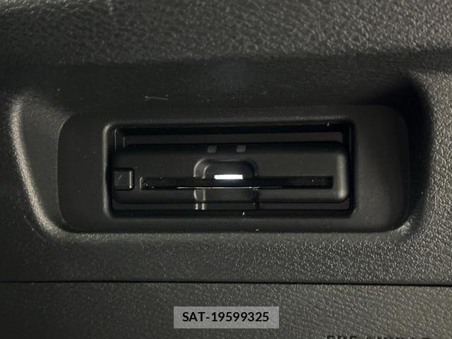Nissan ROOX 2021-09 8817994-4
