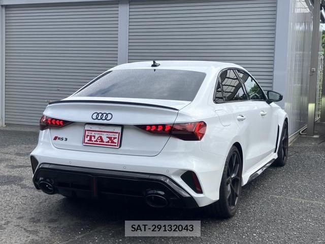 Audi RS3 2025-05 8814628-1