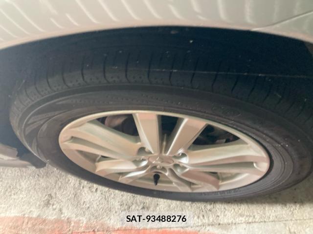 Mitsubishi RVR 2013-03 8813868-3