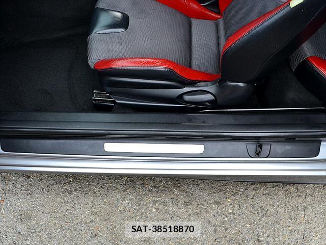 Mazda RX-8 2012-07 8814563-6