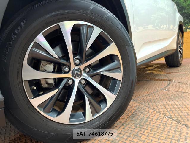 Lexus RX 2022-03 8812638-12