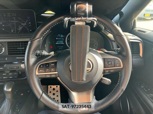 Lexus RX 2019-10 8813443-17