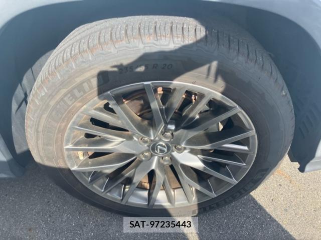 Lexus RX 2019-10 8813443-4