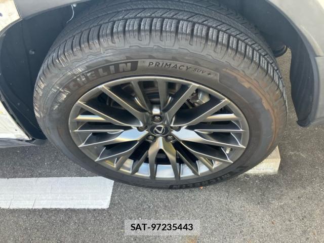 Lexus RX 2019-10 8813443-6