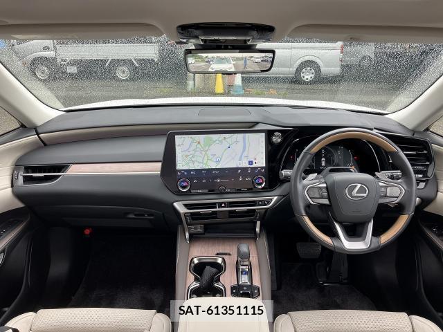 Lexus RX 2024-07 8813960-2