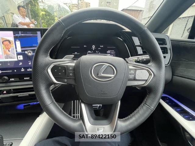 Lexus RX 2025-03 8815718-4