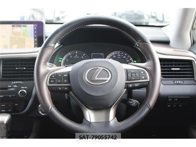 Lexus RX 2018-11 8815775-1