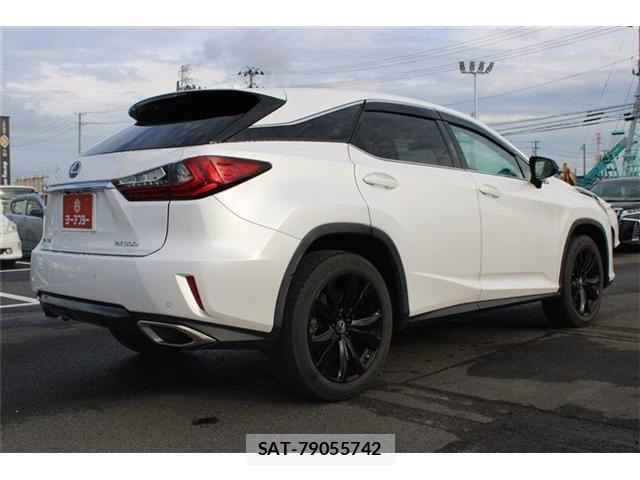 Lexus RX 2018-11 8815775-10