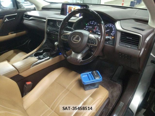 Lexus RX 2018-07 8815983-2