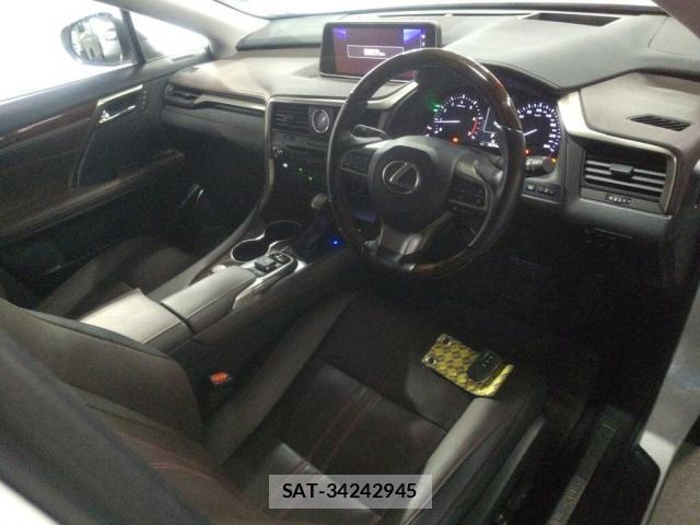 Lexus RX 2016-06 8816035-2