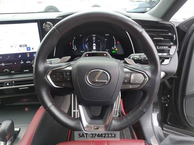 Lexus RX 2023-07 8817636-15