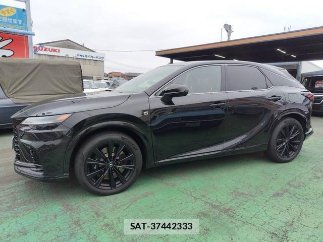 Lexus RX 2023-07 8817636-5