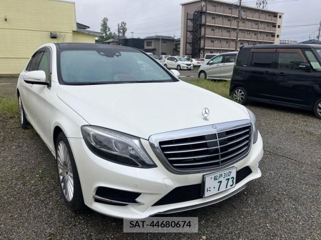 Mercedes Benz S-CLASS 2015-09 8813621-0