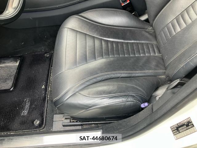 Mercedes Benz S-CLASS 2015-09 8813621-10