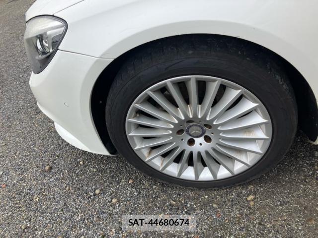 Mercedes Benz S-CLASS 2015-09 8813621-3