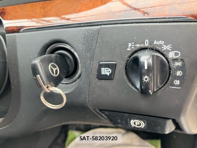Mercedes Benz S-CLASS 2004-02 8813893-9