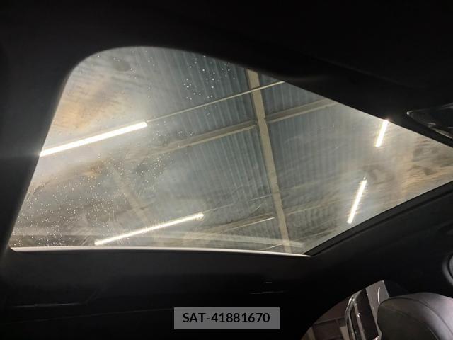Mercedes Benz S-CLASS 2016-01 8814900-10