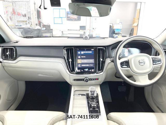 Volvo S60 2022-05 8813176-1
