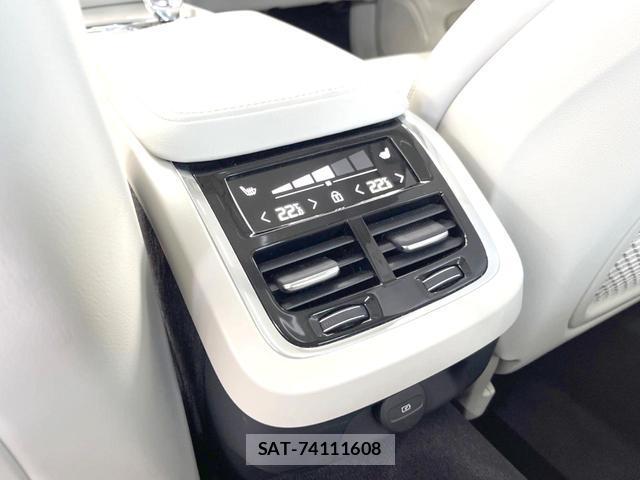 Volvo S60 2022-05 8813176-16
